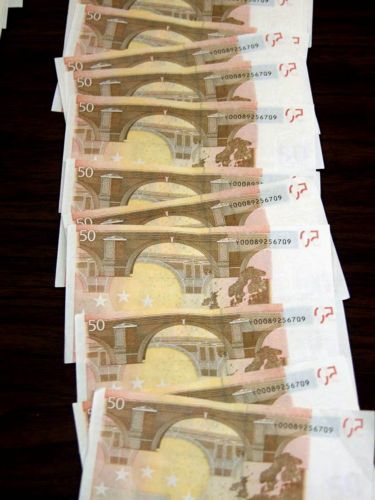 Πάταξη της φοροδιαφυγής με «παγώμα» λογαριασμών και δήμευση περιουσίας