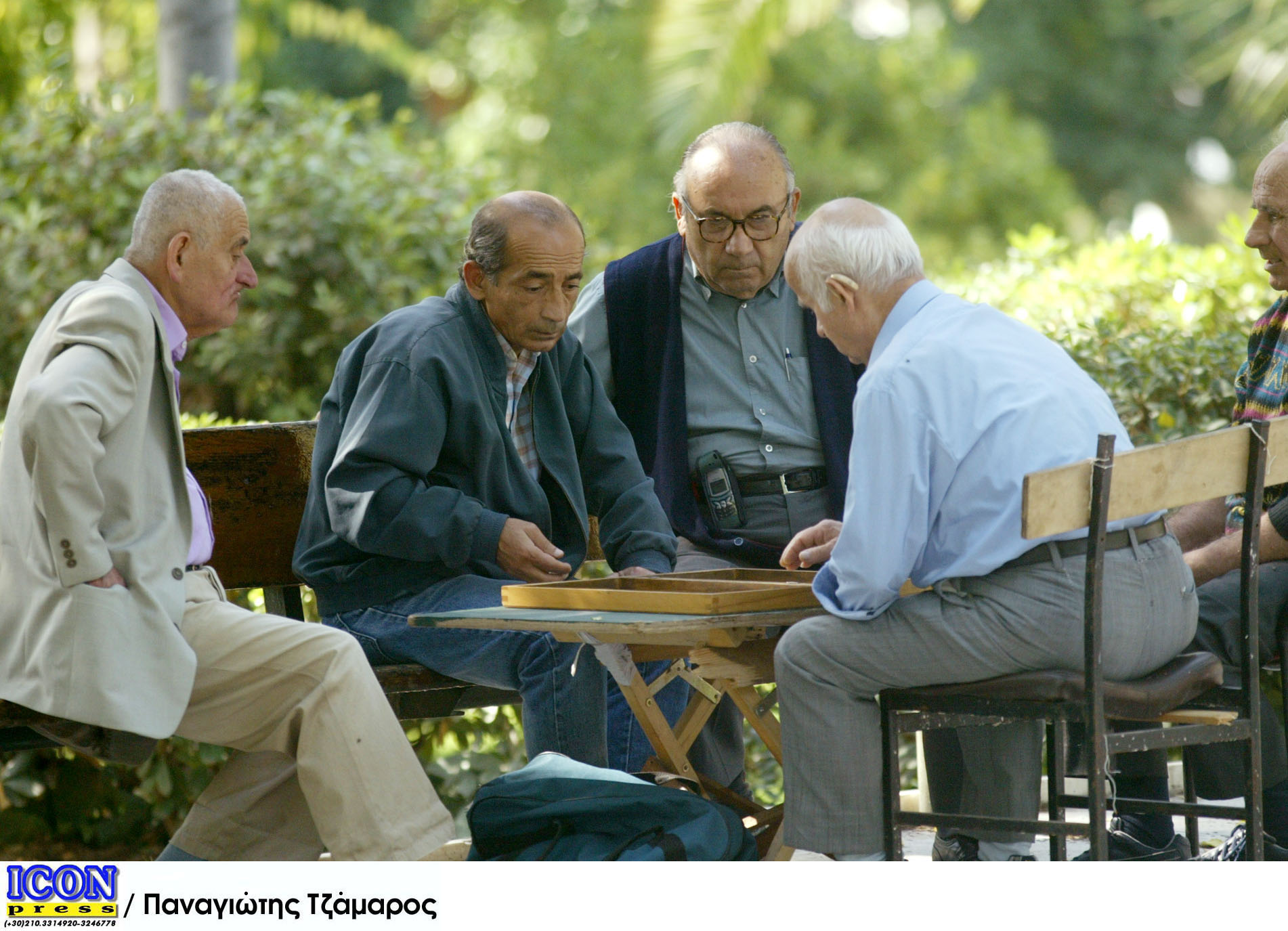 Η έντονη κοινωνική ζωή μειώνει τον κίνδυνο άνοιας και νόσου Αλτσχάιμερ
