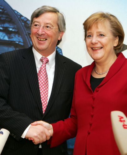 Τους μηχανισμούς στήριξης και την κρίση στην Ελλάδα συζήτησαν Μέρκελ και Γιούνκερ