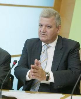 Να πείσουμε τους εαυτούς μας και τους εταίρους μας για το σχέδιό μας, τονίζει ο Χρ.Πρωτόπαπας