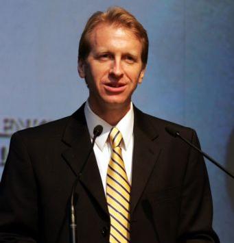 Αντίποινα ΗΠΑ για το «βέτο» Καραμανλή στην ΠΓΔΜ η εμπλοκή με τη βίζα, σύμφωνα με το Wikileaks