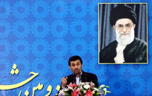 Κατηγορίες... μαγείας αντιμετωπίζουν στενοί συνεργάτες του Ιρανού προέδρου