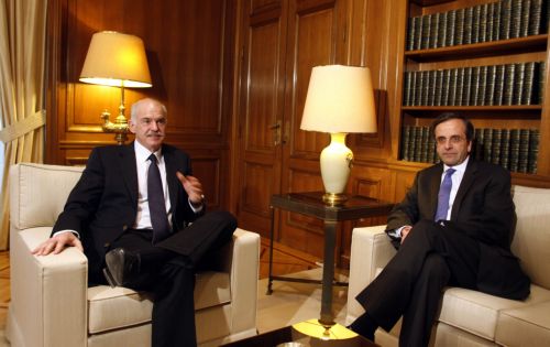 Κατ’ ιδίαν ενημέρωση των πολιτικών αρχηγών από τον πρωθυπουργό για το Μεσοπρόθεσμο