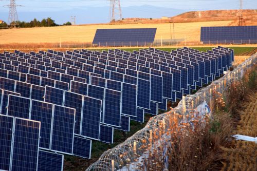 Ενδιαφέρον από 21 εταιρείες και κοινοπραξίες για το φωτοβολταϊκό πάρκο Κοζάνης