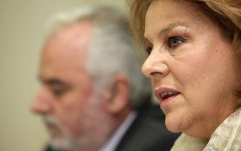 Ισχυρές πιέσεις από την τρόικα για σαρωτικές αλλαγές στις εργασιακές σχέσεις