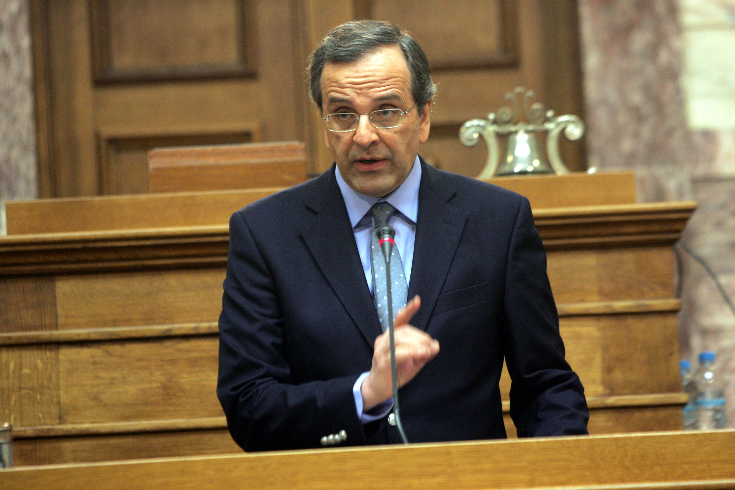 Συναίνεση μόνο με μείωση φόρων, λέει ο Σαμαράς στην ΚΟ της ΝΔ