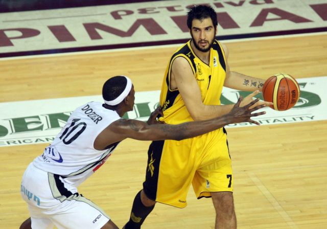 Ο Αρης νίκησε τον ΠΑΟΚ και έκανε το 1-1 στην σειρά των μικρών τελικών