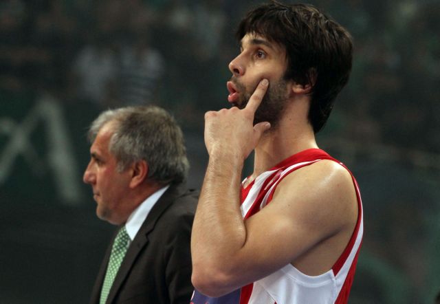 Κλήθηκε σε απολογία για το μπουκάλι ο Μίλος Τεόντοσιτς