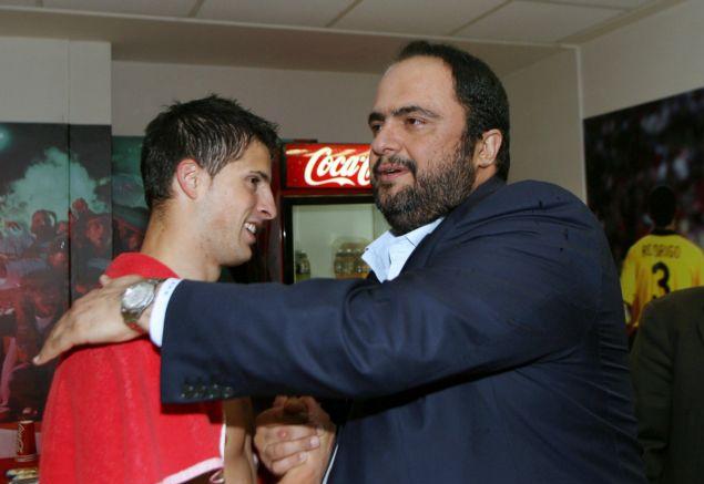 Τα χέρια για νέο συμβόλαιο έδωσαν Μιραλάς και Μαρινάκης