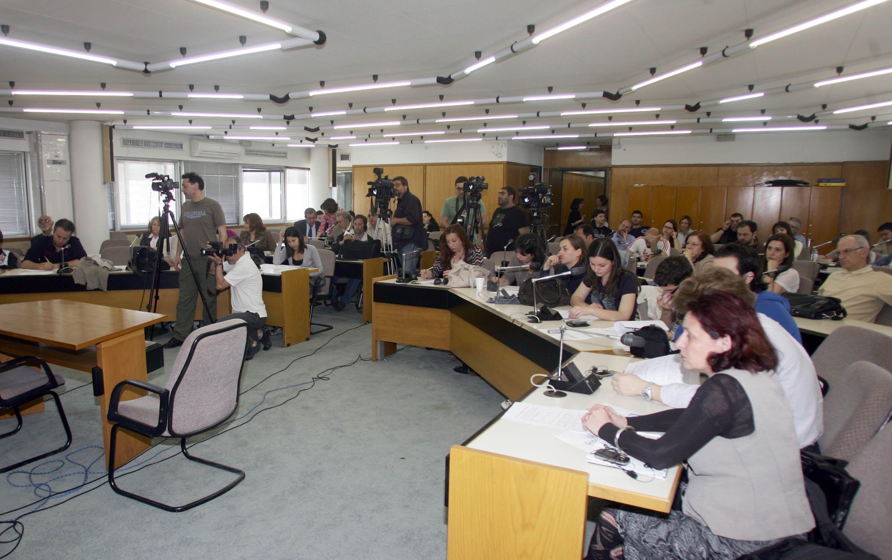 Σήμα κινδύνου για τη βιωσιμότητα του ΑΠΘ εκπέμπει η Σύγκλητος