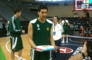 Τούρτα έκπληξη στα γενέθλια Διαμαντίδη για… γλυκό τζάμπολ