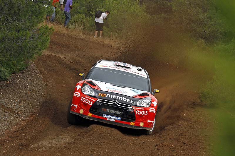 WRC – Ράλι Ακρόπολις 2011, ΕΔ2: Ολομέτωπη επίθεση του P. Solberg!