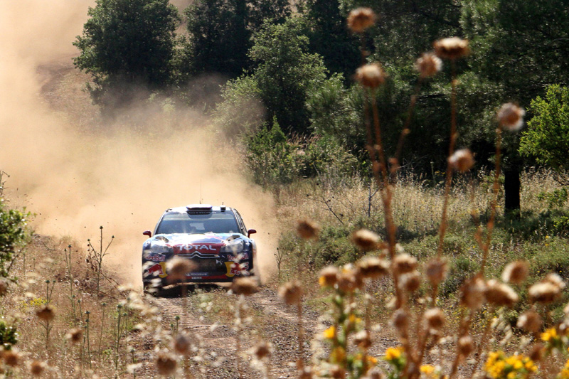 WRC – Ράλι Ακρόπολις 2011, ΕΔ6: Αντεπίθεση του S. Loeb, ατυχία του J.M. Latvala