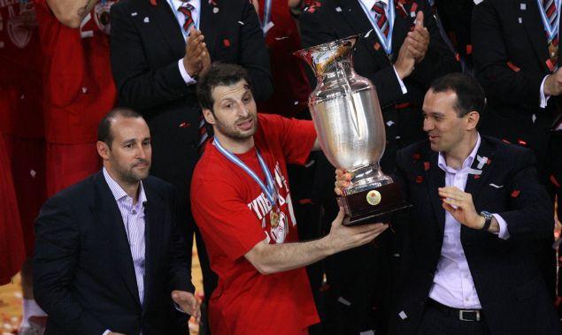 «Ανεκτίμητη η προσφορά των Αγγελόπουλων» τονίζει ο Παπαλουκάς