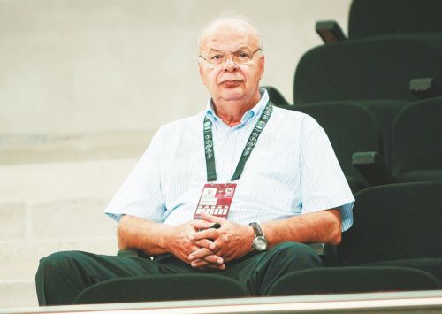 «Πλήγμα η αποχώρηση των Αγγελόπουλων» είπε ο Βασιλακόπουλος