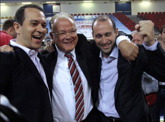 Έτοιμος να… αποπλεύσει από το Λιμάνι φέρεται να είναι ο Ίβκοβιτς