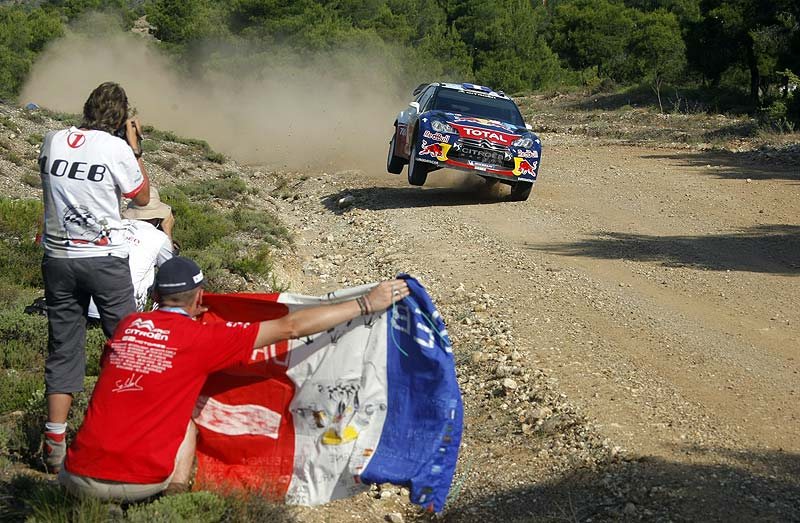 WRC – Ράλι Ακρόπολις 2011, ΕΔ8: Νέα νίκη του S. Ogier