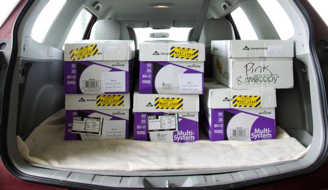 Η βαρετή ζωή της Σάρα Πέιλιν στα χιλιάδες «αποχαρακτηρισμένα» e-mail της