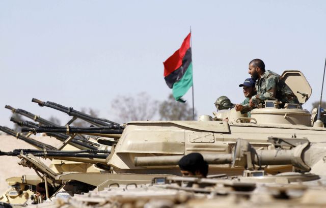 Σφοδρές μάχες μεταξύ ανταρτών και στρατού νοτιοδυτικά της Τρίπολης
