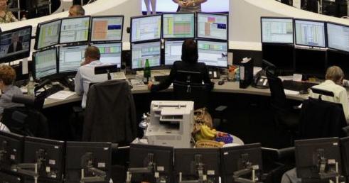 Κρίσιμη συνάντηση στη Ρώμη για τη συμμετοχή των τραπεζών στο σχέδιο μετακύλισης χρέους