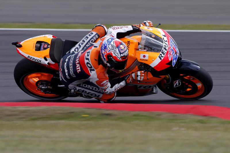 MotoGP Βρετανίας 2011, ΕΔ1-2: Ο Casey Stoner σε δικό του κόσμο!