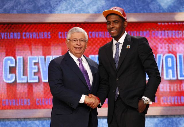 Ο Κάιρι Ίρβινγκ επελέγη από το Κλίβελαντ στο Νο1 των ντραφτ