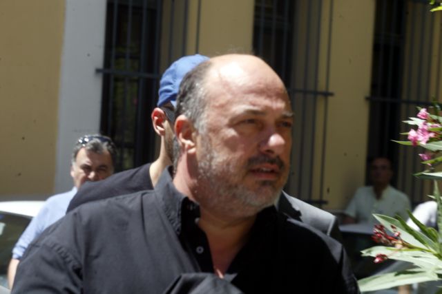 Στο νοσοκομείο ο Μπέος, πήρε προθεσμία ως τη Δευτέρα