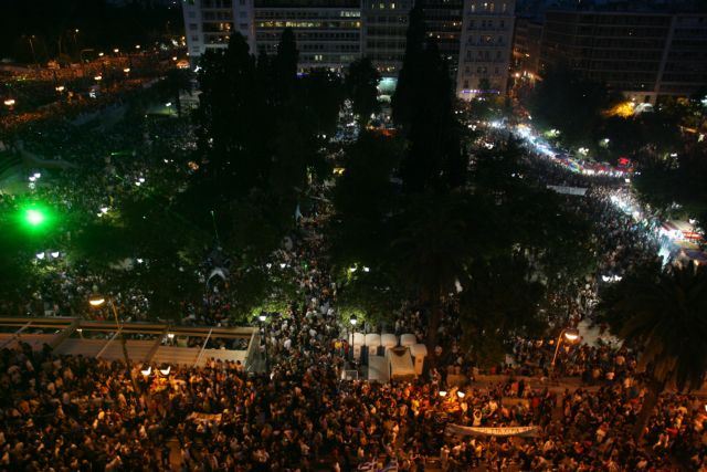 Δημοσίευμα των Financial Times για την λαϊκή οργή κατά των μεταρρυθμίσεων