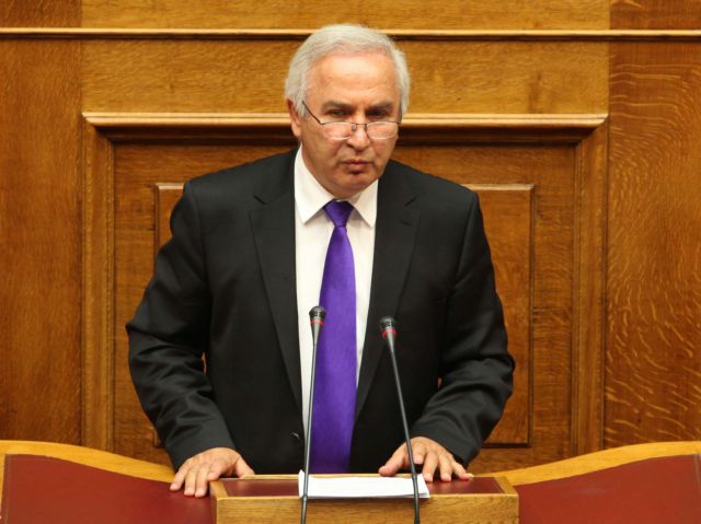 Απένταξη ΔΕΗ και ΕΥΔΑΠ από τις αποκρατικοποιήσεις ζήτησε ο Αλ.Αθανασιάδης