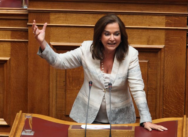 «Η κυβέρνηση γνωρίζει ότι δεν θα πετύχει τους στόχους της» λέει η Ντ. Μπακογιάννη