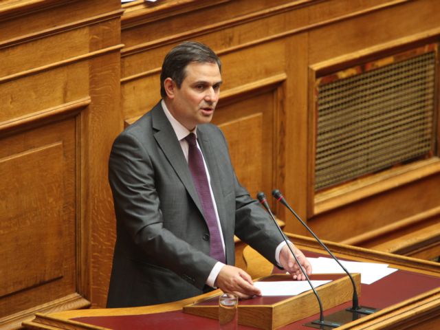 Βολές Σαχινίδη κατά Σαμαρά για την αντιμνημονιακή του ρητορική