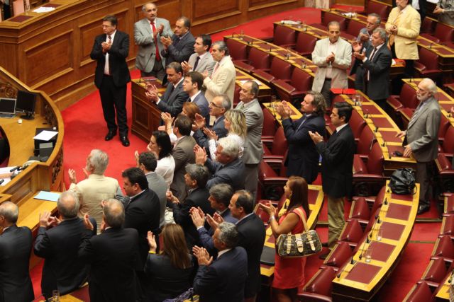 Ώρα μηδέν στο κυβερνητικό στρατόπεδο για την ψήφιση του Μεσοπρόθεσμου