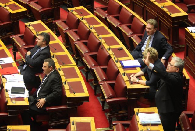 Προβληματισμός μεταξύ βουλευτών για τις κινητοποιήσεις των «Αγανακτισμένων»