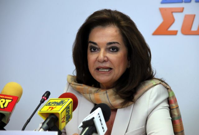 Σεβασμό στους κανόνες της Δημοκρατίας ζητά η Ντ.Μπακογιάννη