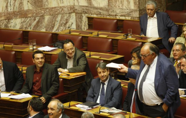 Να διασκεδάσει τις εντυπώσεις για τα «τανκς» επιχείρησε ο Θ.Πάγκαλος