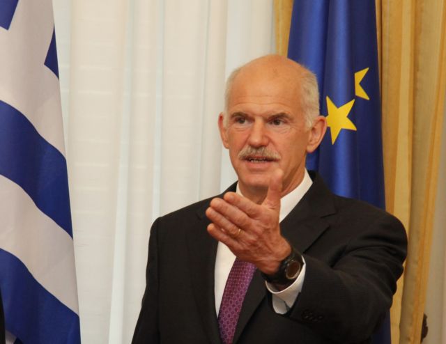 Παπανδρέου, ο τελευταίος ηγέτης που επιβιώνει μετά το Μνημόνιο, λέει το Bloomberg