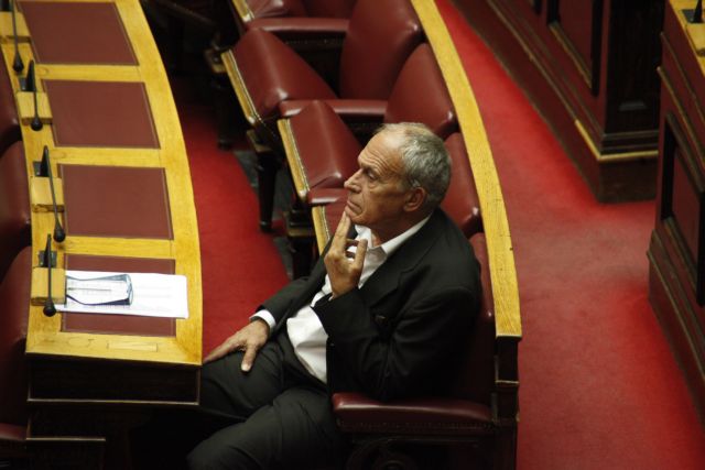 Καταψηφίζει το Μεσοπρόθεσμο, «αρνούμενος τους εκβιασμούς», ο Γ.Δημαράς