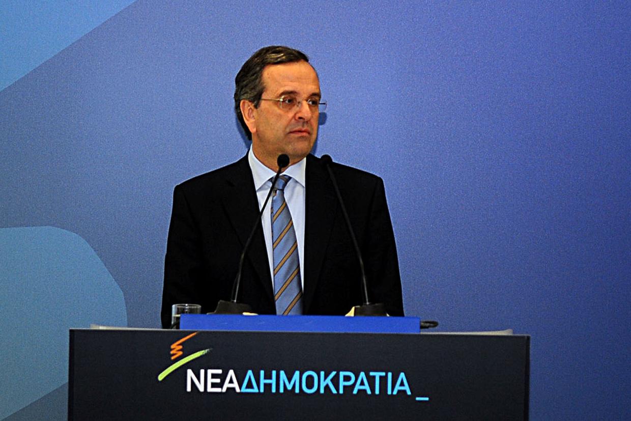 Συστράτευση μόνο για επαναδιαπραγμάτευση του Μνημονίου, ξεκαθαρίζει ο Σαμαράς