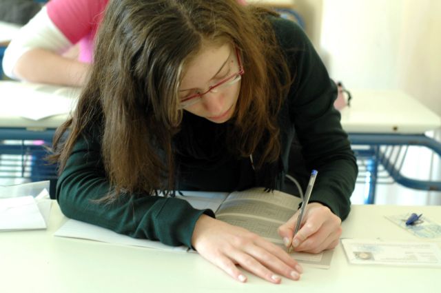 Ολοκληρώνονται με μαθήματα ειδικότητας οι εξετάσεις στα ΕΠΑΛ