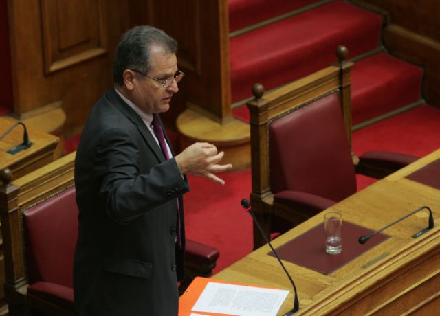 Για τραμπούκους που αλλοιώνουν τις απόψεις του μίλησε ο Παντελής Οικονόμου