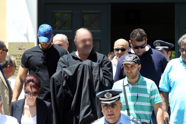 Σκληροί χαρακτηρισμοί από Αχ.Μπέο κατά Πατέρα και Κούγια