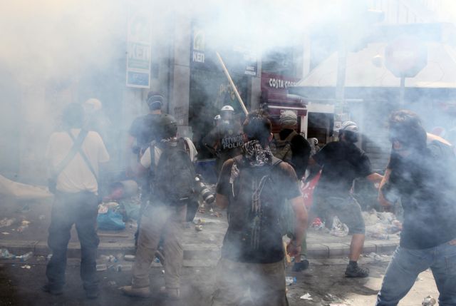 Ανυπολόγιστη η ζημιά στη ζωή της πόλης από τα επεισόδια, λέει ο Γ.Καμίνης