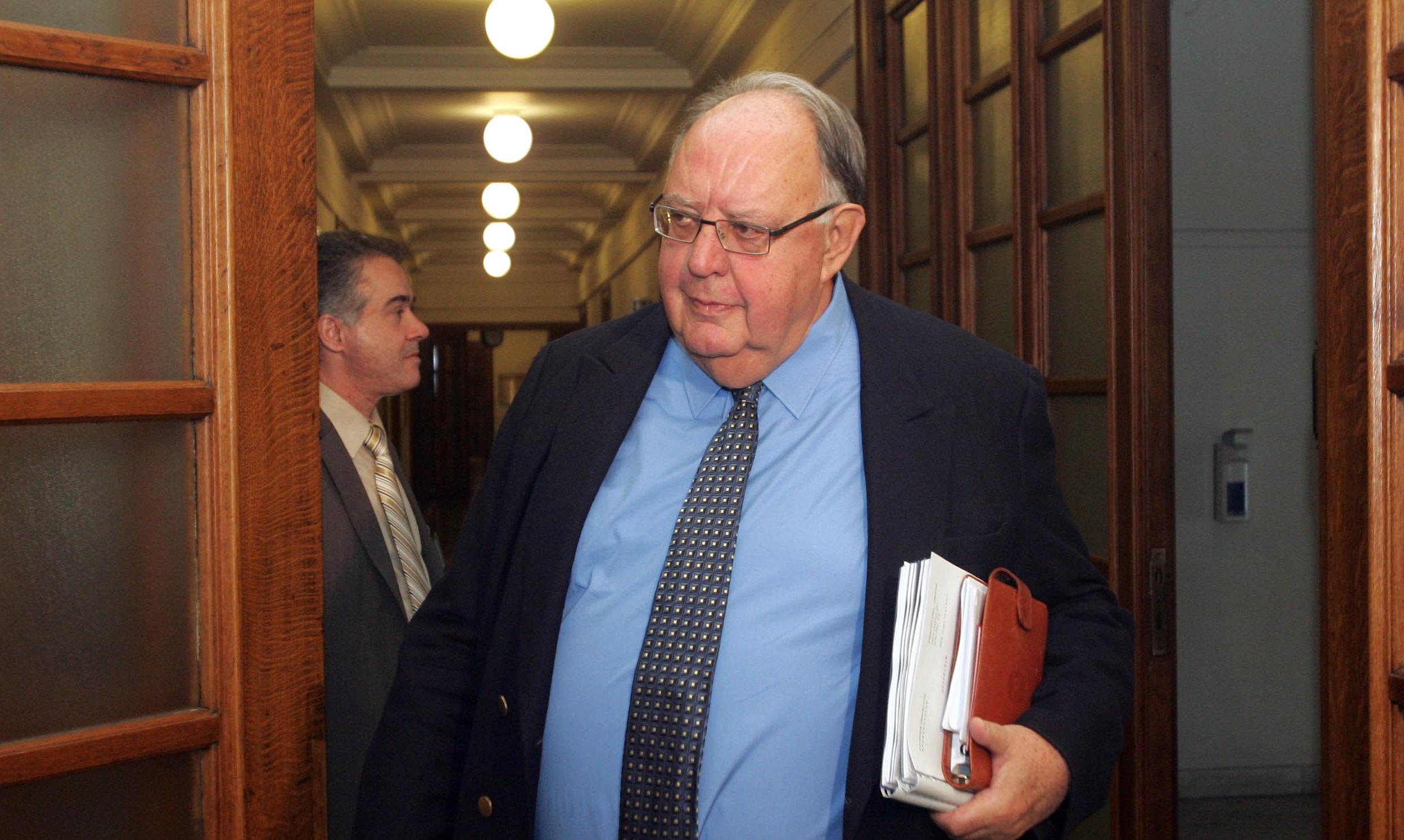 Αξιολόγηση μέσω ΑΣΕΠ για 7.000 υπαλλήλους φέρνουν οι νέες συγχωνεύσεις στο Δημόσιο