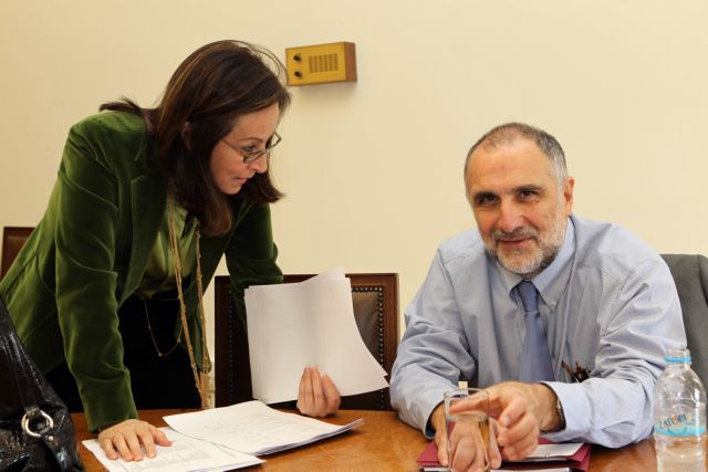 Κρίσιμη συνάντηση καθηγητών ΑΕΙ και ΤΕΙ με Διαμαντοπούλου και Πανάρετο