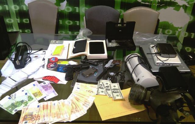 Στον ανακριτή οδηγείται ο 18χρονος χάκερ, στην Αθήνα κλιμάκιο του FBI