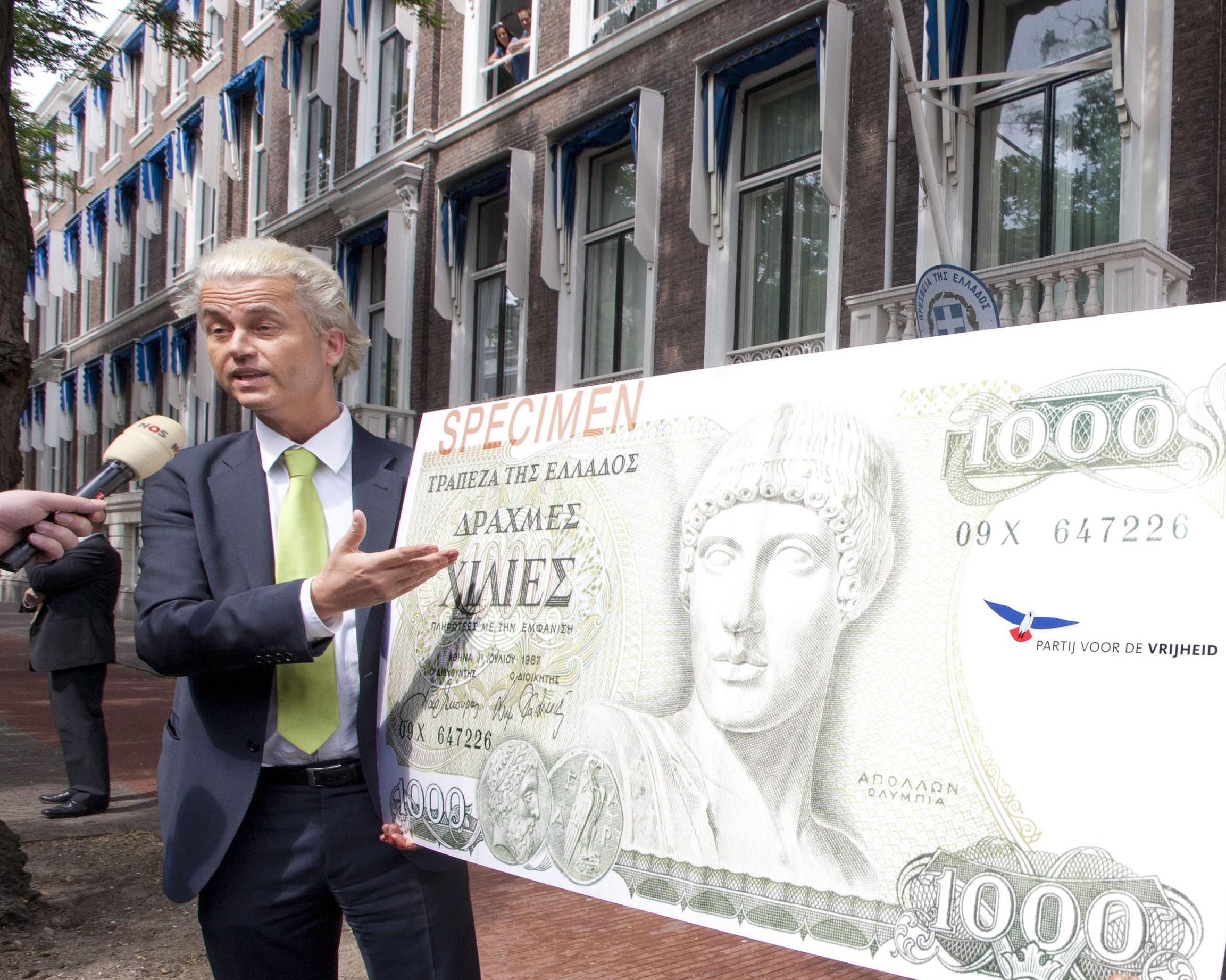 Την έξοδο της Ελλάδας από το ευρώ ζήτησε ο Ολλανδός εθνικιστής Γκ.Βίλντερς