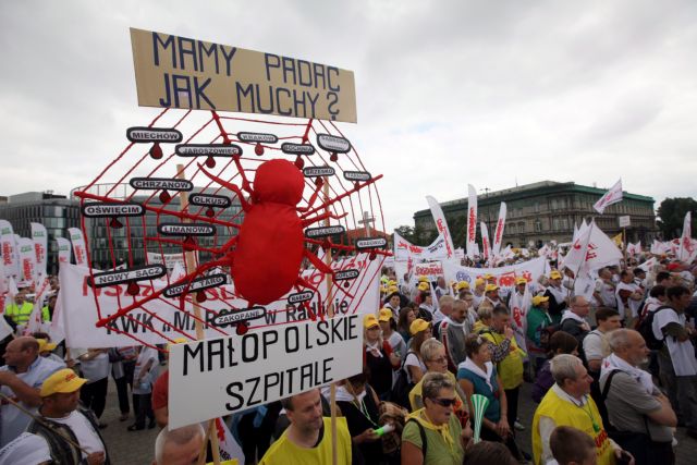 Πρεμιέρα με διαδηλώσεις για την πολωνική προεδρία του Συμβουλίου της ΕΕ