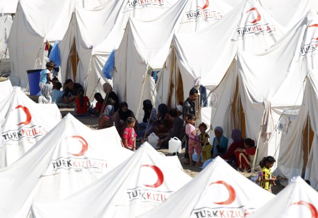 Σύσσωμη η ΕΕ καταδικάζει την αδιαλλαξία της Συρίας, σε επιφυλακή ΗΠΑ και Τουρκία