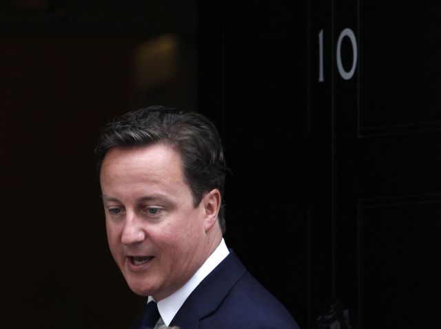 Προς απεργιακές κινητοποιήσεις βαίνουν οι Βρετανοί δημόσιοι υπάλληλοι