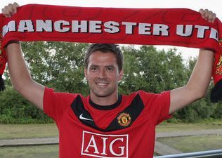 Κάτοικος Μάντσεστερ ο Οουεν για έναν ακόμη χρόνο